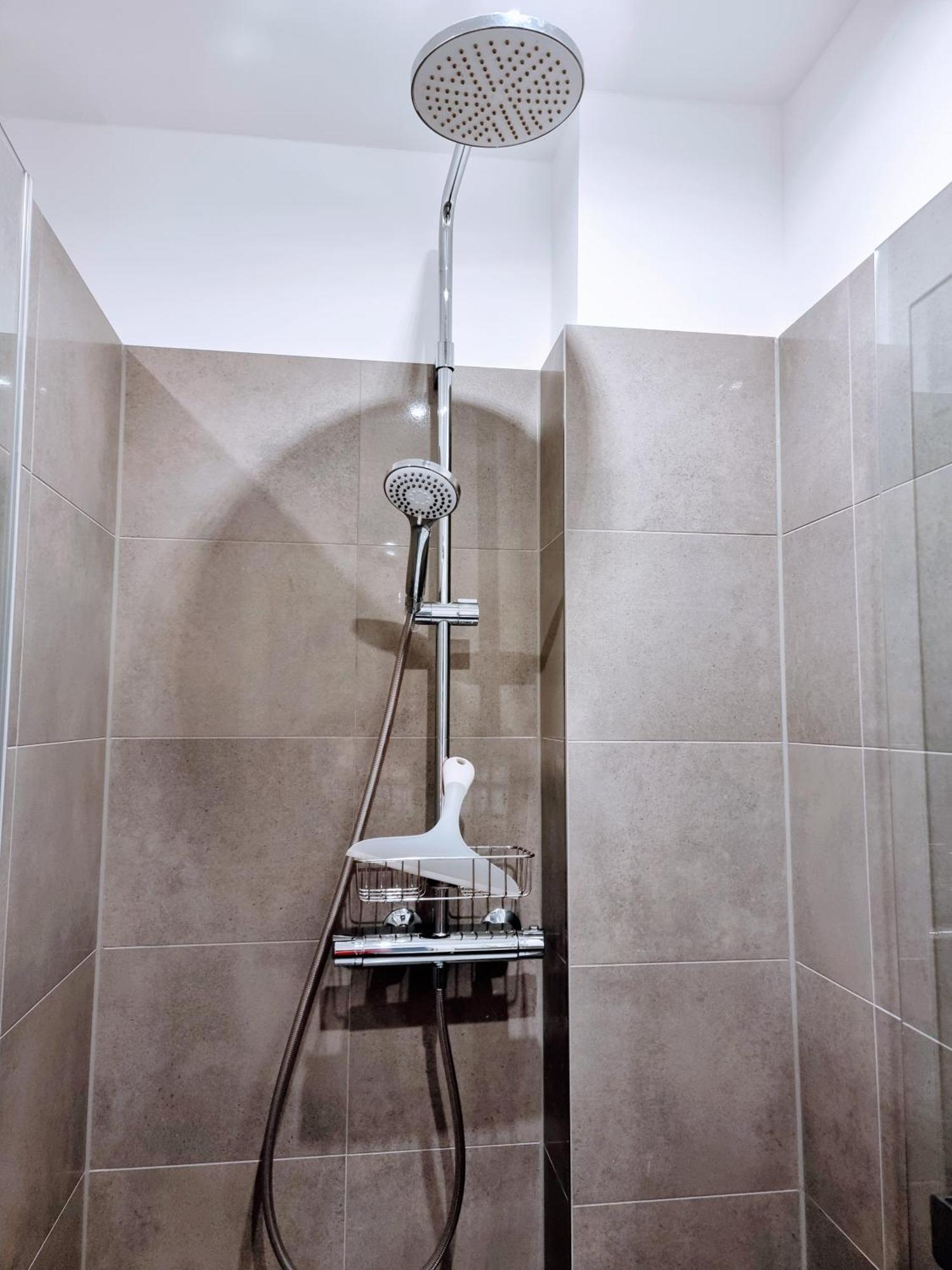 Have-A-Nice-Stay - Nahe Bahnhof - 20 Minuten Nach Hamburg - Trotzdem Ruhig Gelegen - 6 Minuten Zu Fuss Ins Zentrum Ahrensburg - Modern Eingerichtet 외부 사진